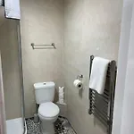 בית הארחה Fahertys Bar