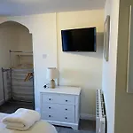 בית הארחה Fahertys Bar 3*